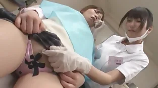Asian Girl/girl Dentist